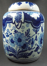 Kleine vintage Deckelvase, handgemalt, Delft, ca. 1930, 11,3 cm hoch