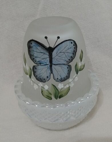 Mosser Feenlampe weiß irisierendes Glas handbemalt Schmetterling