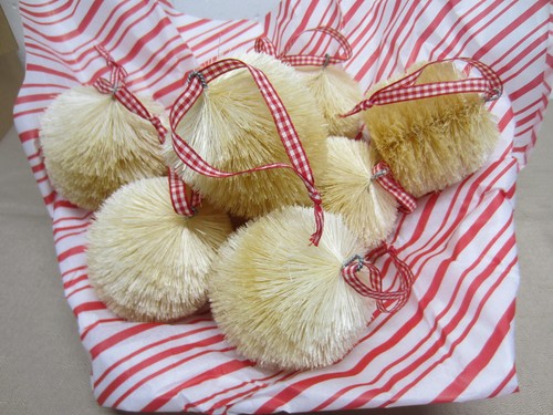 Set/12 Retired IKEA 2015 FLASCHENBÜRSTE Strohball WEIHNACHTSSCHMUCK Karobänder - Bild 2 von 5