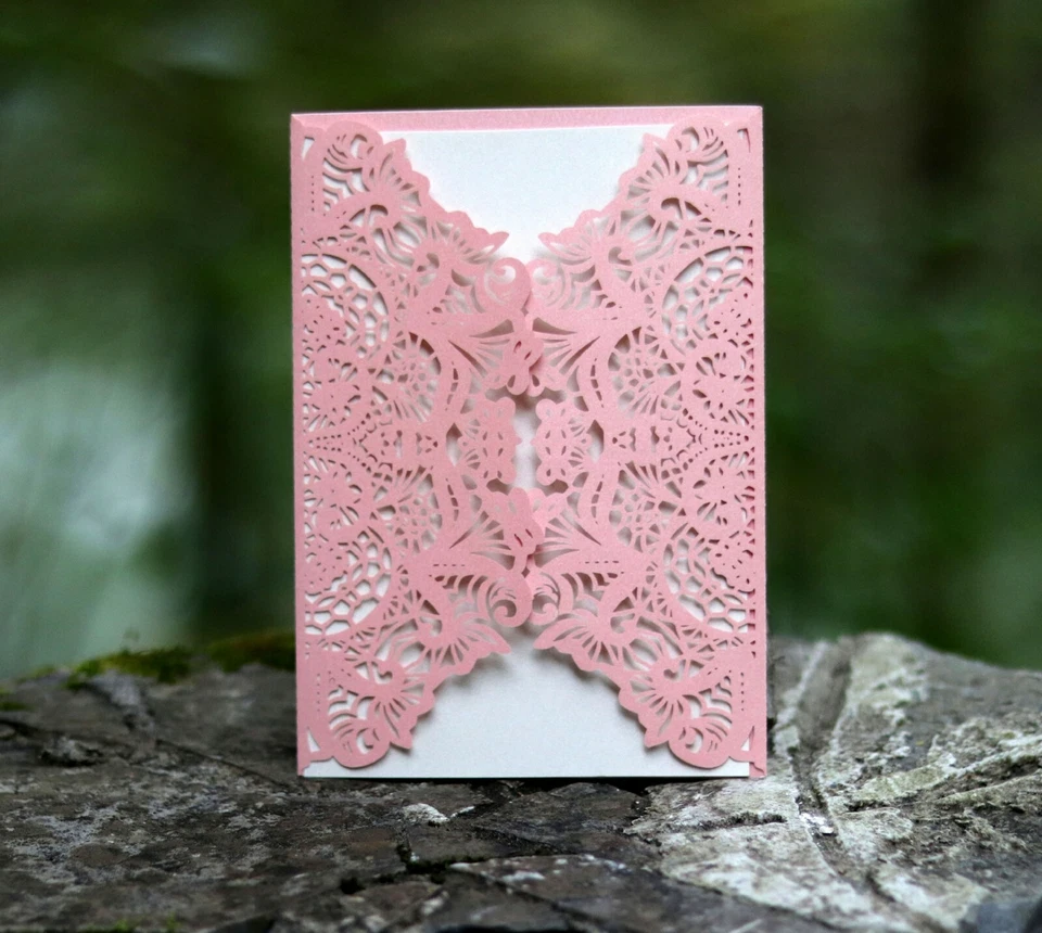 Elegante cartão de convite floral corte a laser para convite de casamento chuveiro de noiva - Imagem 2 de 4