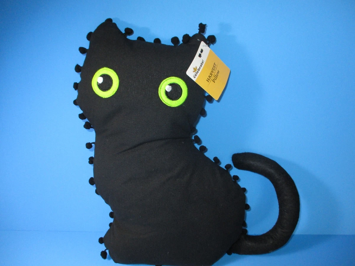 Black pom pom pillow cheap