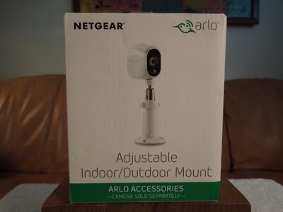 Netgear Arlo Adjustable Indoor / Outdoor White Mount