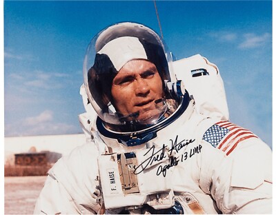 Autographed Photo Fred Haise HOUSTON WE'VE GOT A PROBLEM Apollo 13 NASA USA D268