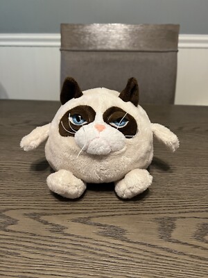 Ganz Grumpy Cat Ball 7'' Plush