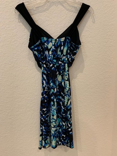 La Belle Padded Pencil Dress Women's Size Small - Picture 3 of 4