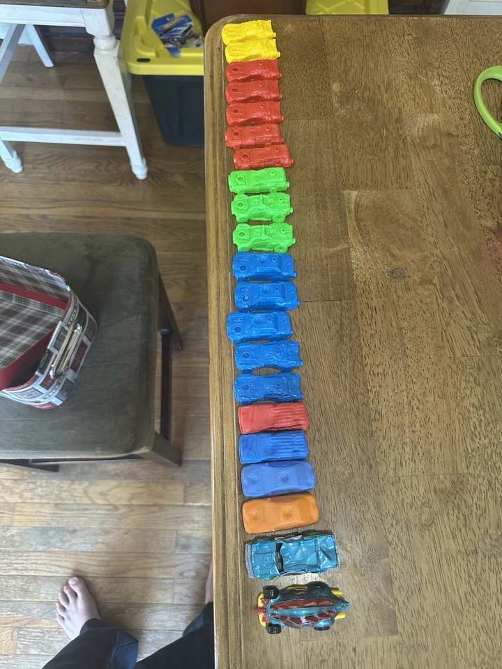 Lote de 123 camiones Hot Wheels Monster Jam escala 1:64 diecast variedad lote Foto 2 de 2