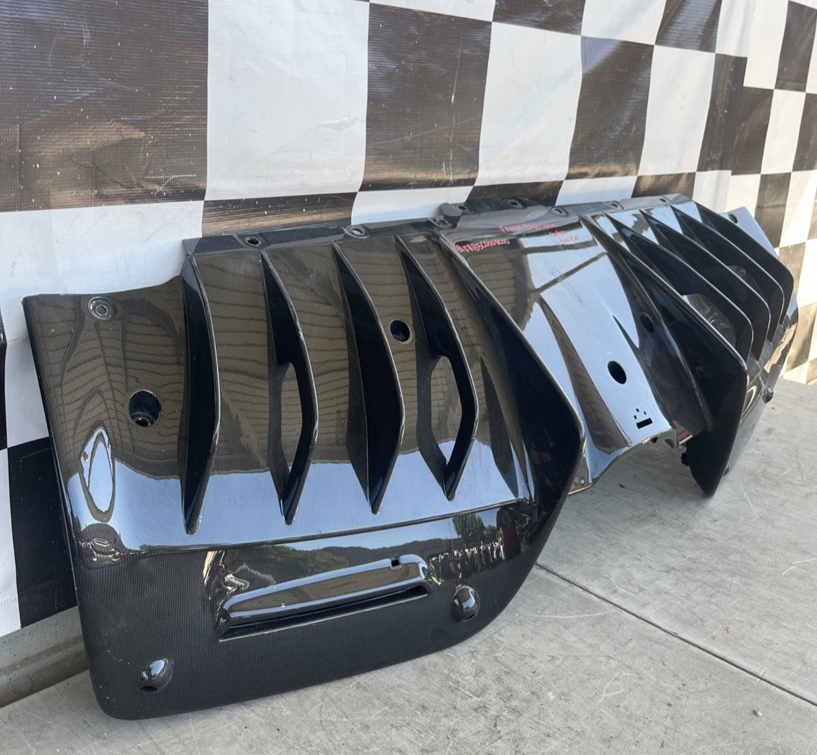 2021  - 2024 Ferrari SF90 Rear Carbon Lower Diffuser Used Oem FRB5C0008000