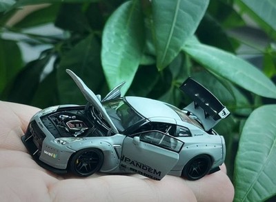 PGM 1:64 Nissan GT-R R35 ''Rocket Bunny'' Wide-Body Alloy Model High-quality Model