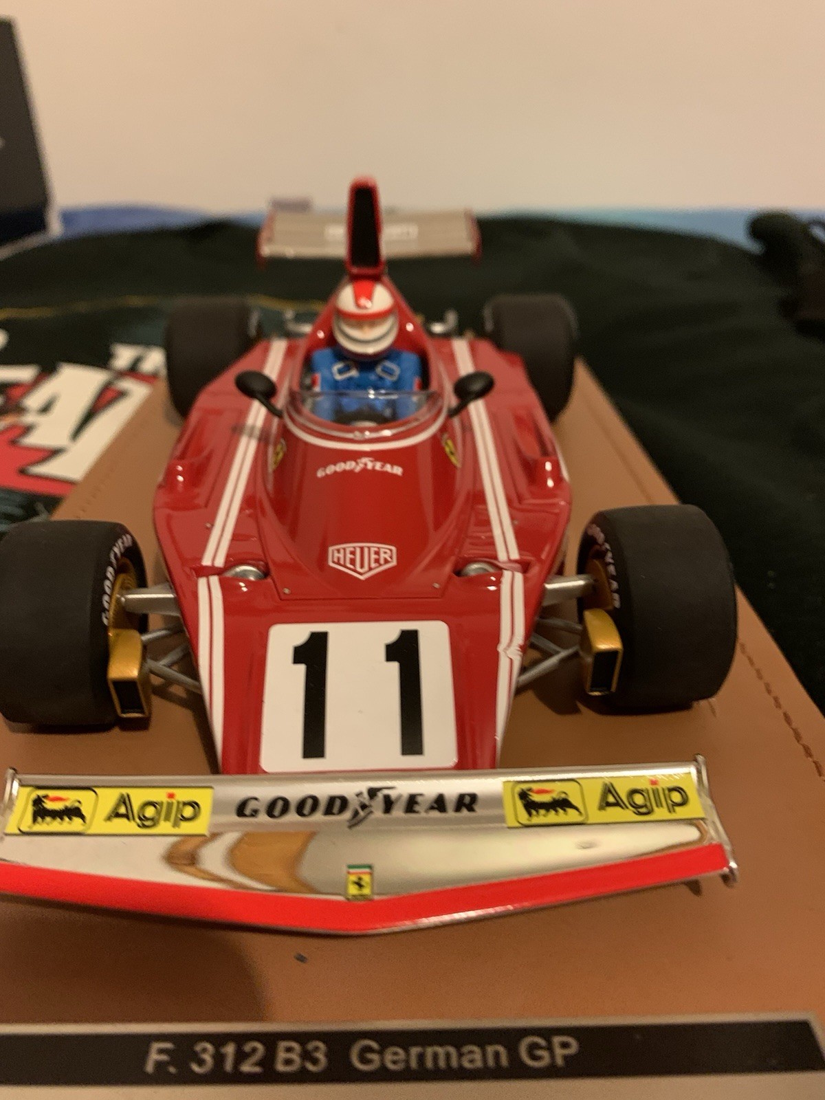 Foto 4 di 10