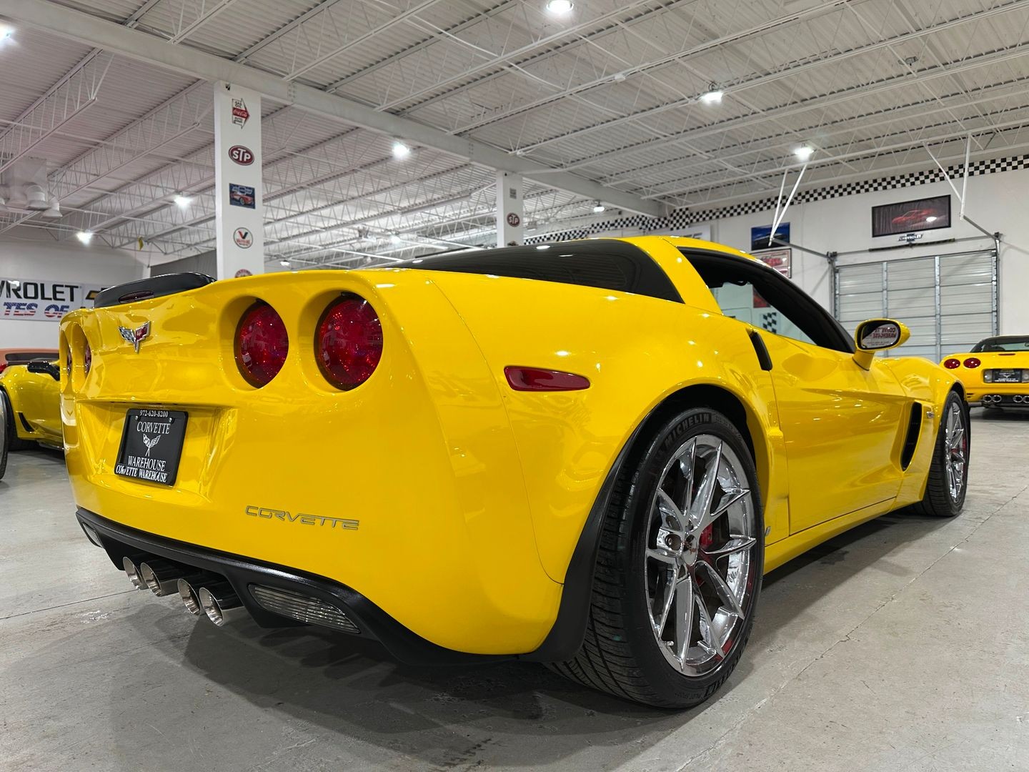 2009 [45U] Velocity Yellow Tintcoat Chevrolet Corvette   | C6 Corvette Photo 4