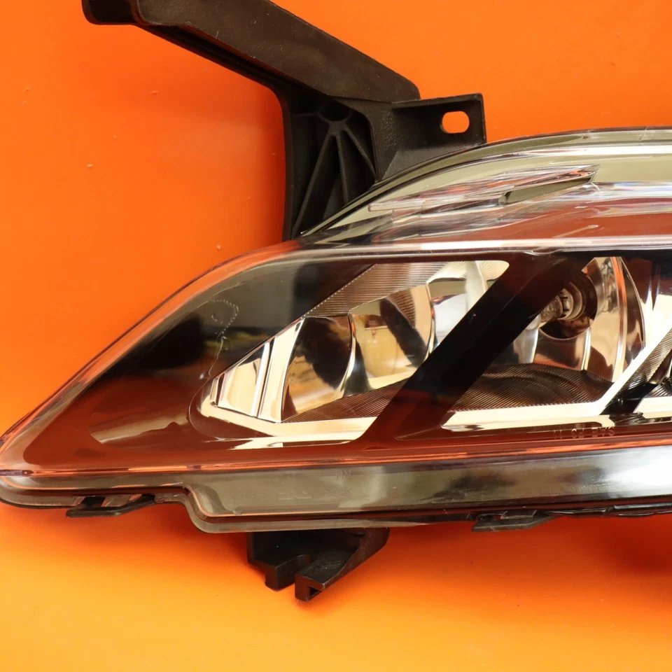 Farol de neblina Nissan Maxima passageiro direito 2016 2017 2018 196157009 aftermarket - Imagem 3 de 4