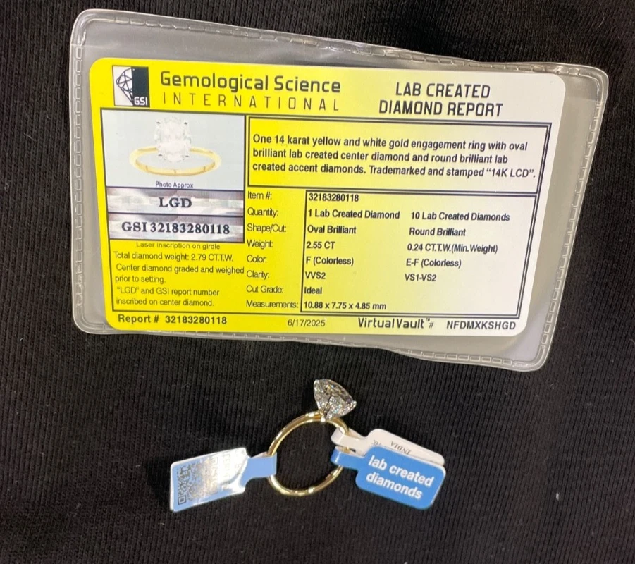 2-3/4 CT TW. Anillo de compromiso solitario de diamantes cultivados en laboratorio certificado ovalado 14K VVS2 Foto 4 de 4