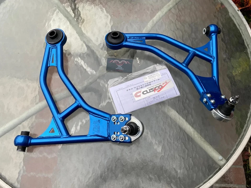 Brazo inferior delantero banda de rodadura ancha CUSCO 965-462-A para TOYOTA 86 GR86 SUBARU BRZ ZC6 Foto 2 de 2