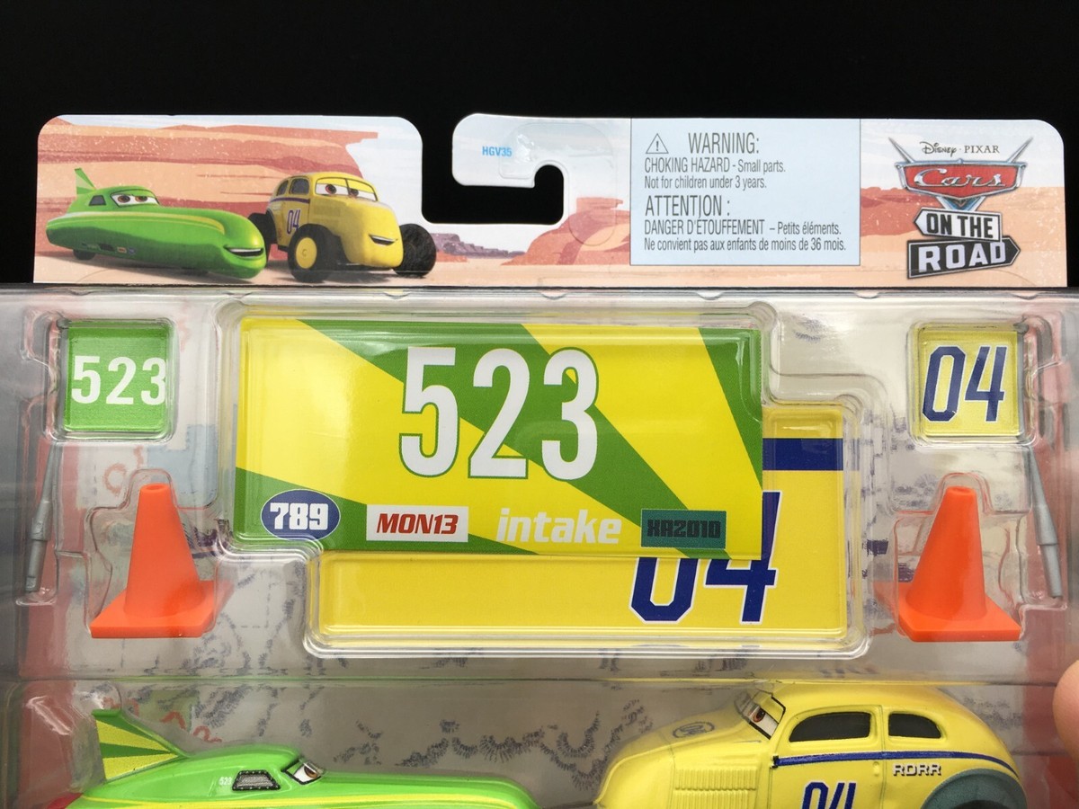 Disney Pixar Cars Nile Speedcone & Gearsten Marshall