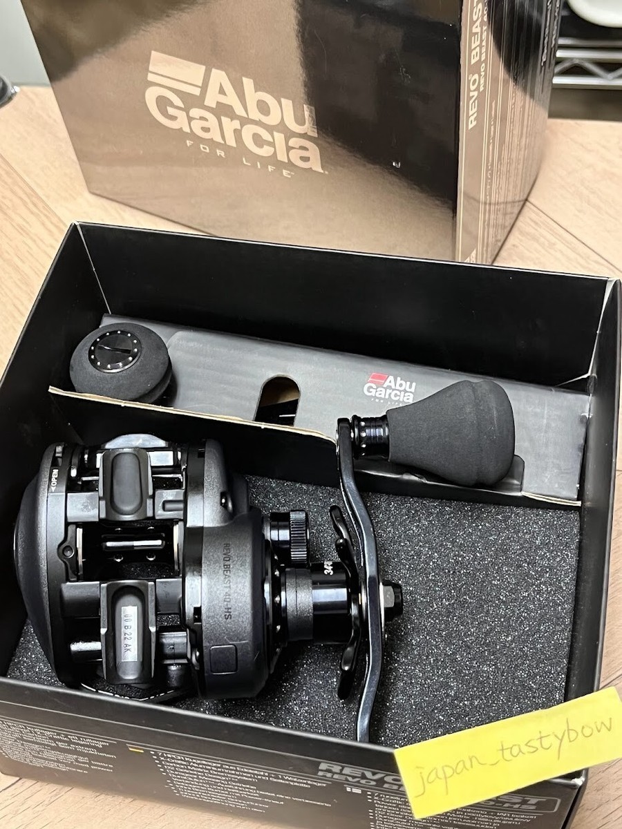 Abu Garcia REVO BEAST 40 HS Baitcasting Fishing Reel Right