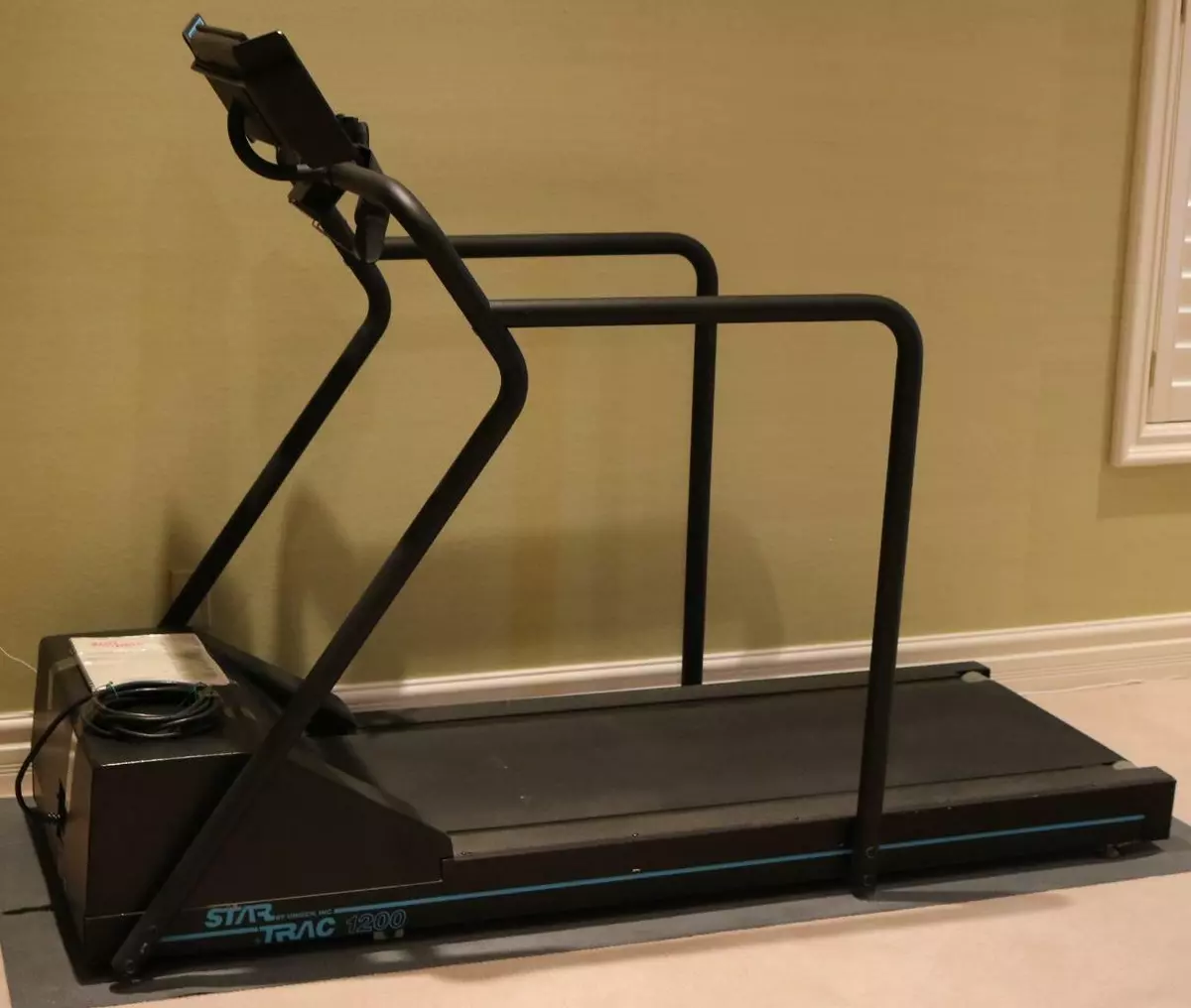 Star trac online treadmill for sale