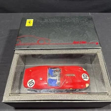 Red Line Models 1/24 Scale Ferrari TR61 No.10 Le Mans Winner 1961 - New