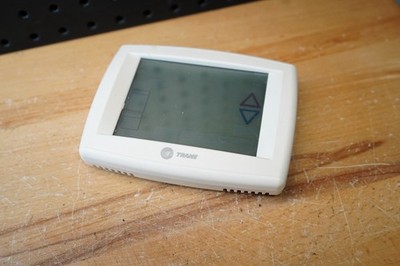 (N) Trane TCONT302AS42DAA Touchscreen Thermostat