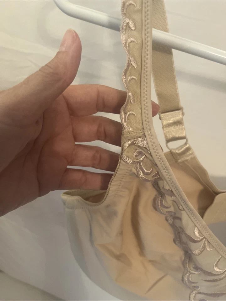 40D Laisla女式米色蕾丝钢圈全覆盖文胸 — 第 4/4 张图片