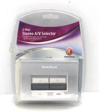 RadioShack 2 Way Stereo A/V Selector 15-1982