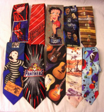 Cravatte Ralph Marlin lotto di 10 Monopoly, Panthers, Harley Davidson, chitarre + altre