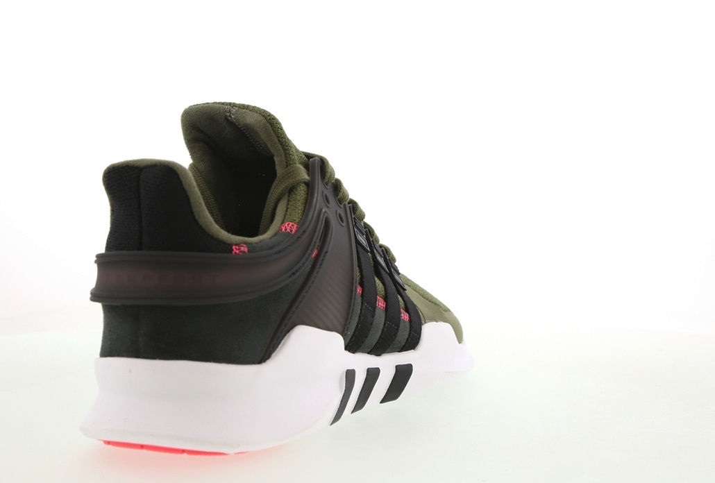 Adidas Court vede militare Adidas Court vede militare