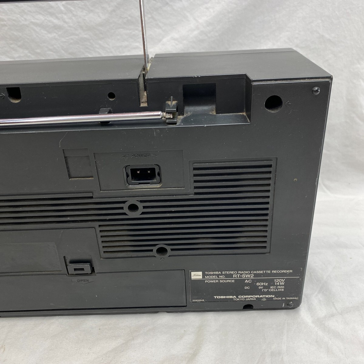 Toshiba RT-SW2 Stereo Radio Cassette Recorder Vintage Boombox
