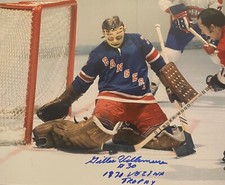 Gilles VILLEMURE Signed 8x10 Photo! NY RANGERS GOALIE! “1971 Vezina Trophy W/COA
