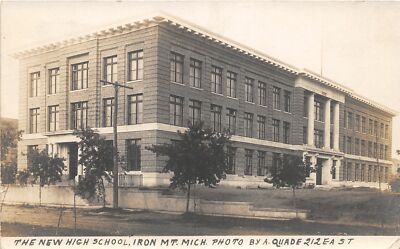 H50/ Iron Mountain Michigan RPPC Postcard 1912 The New High School 14
