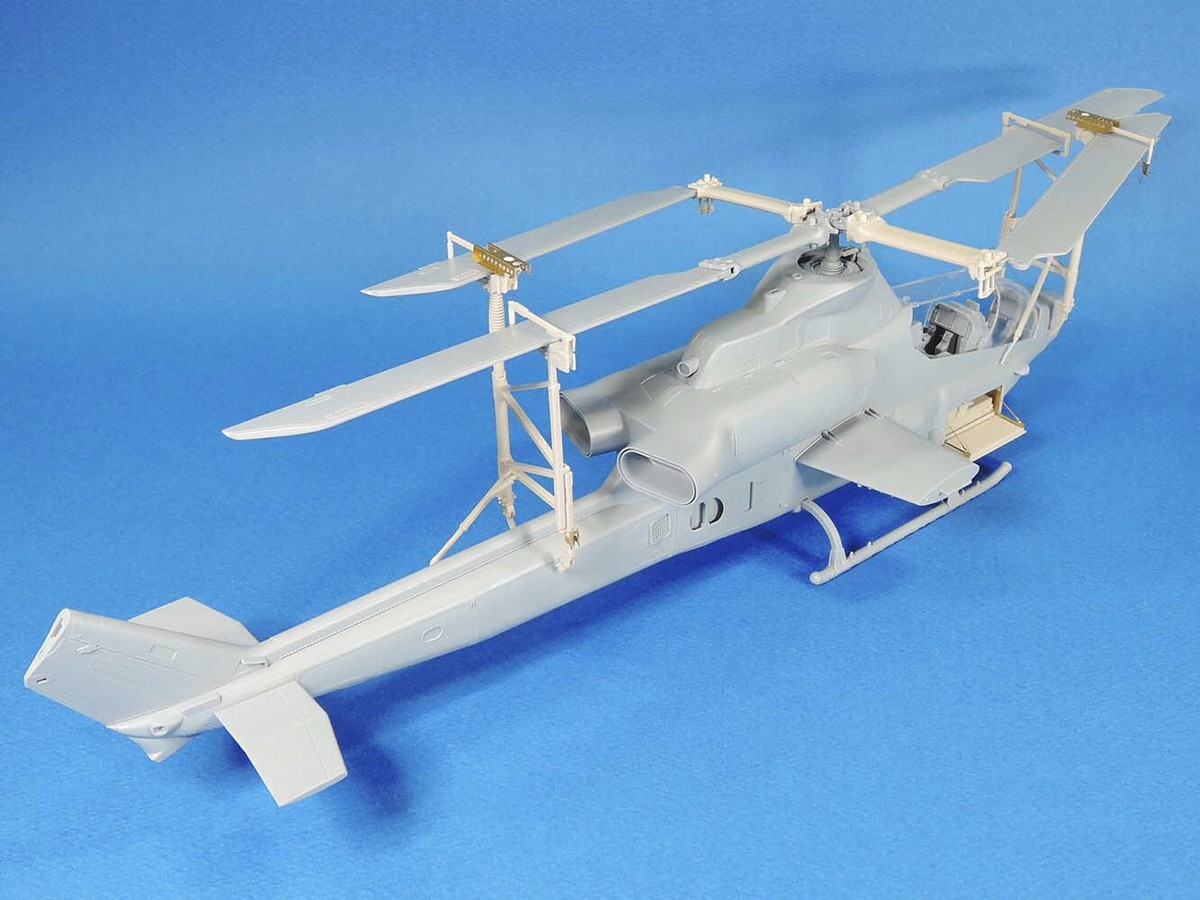 Legend 1369 1/35 AH-1Z Upgrade Blade Fold Rack Set | eBay