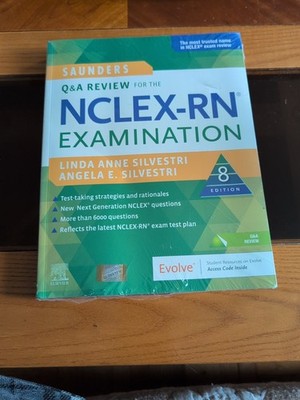 Saunders Q and A Review for the NCLEX-RN  Exmination by Angela Silvestri New!!