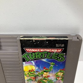 Teenage Mutant Ninja Turtles (Nintendo NES) solo cartuccia autentica testata