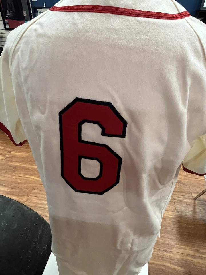 Camiseta deportiva firmada Stan Musial 1944 Coopers Town Collection Mitchell & Ness réplica Foto 4 de 4