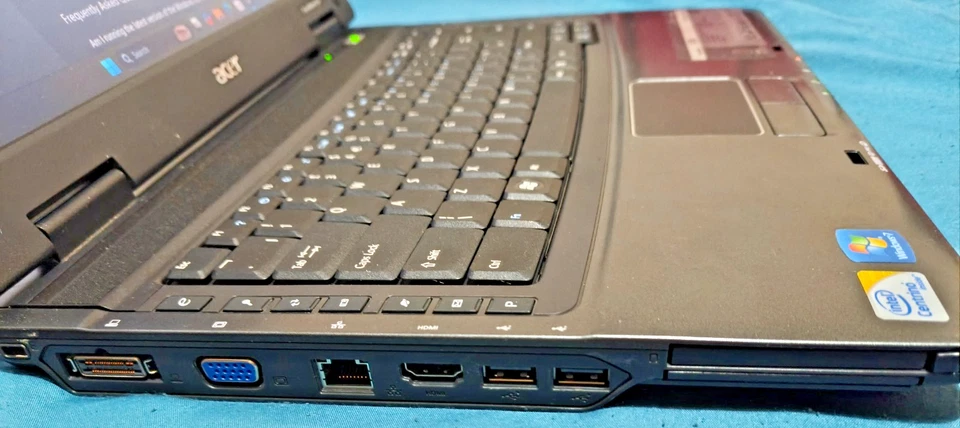 Acer TravelMate 5730 15.6" Intel 2.1Ghz/4GB/320GB Windows 11 Pro ,Office365 - Image 4 of 4