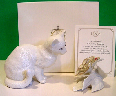 LENOX FASCINATING LADYBUG 2 Piece CAT Flower sculpture set   NEW in Box with COA