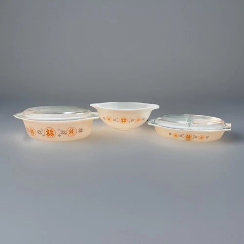 Vintage Pyrex Town & Country Set 2 Casserole 1 Large Mix Bowl Orange Star