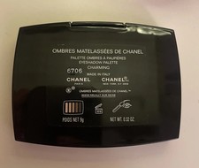 Ombres Matelassees De Chanel Eyeshadow Palette in Charming
