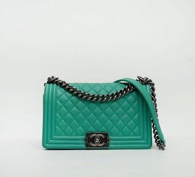 Chanel Aqua Chevron Leather Medium Boy Flap Bag 15х25х8cm SN: 17876733