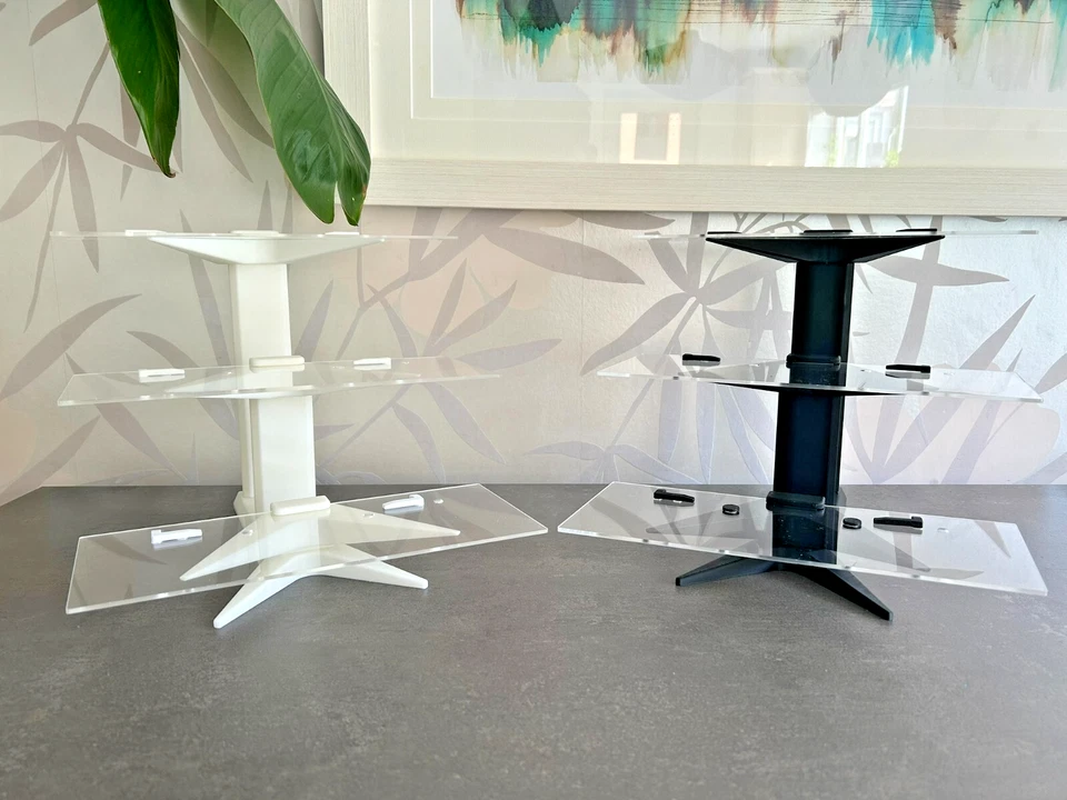 1:18 Diecast Car 3 Tier Stand Acrylic Display Shelf Toy Storage - Image 2 of 4