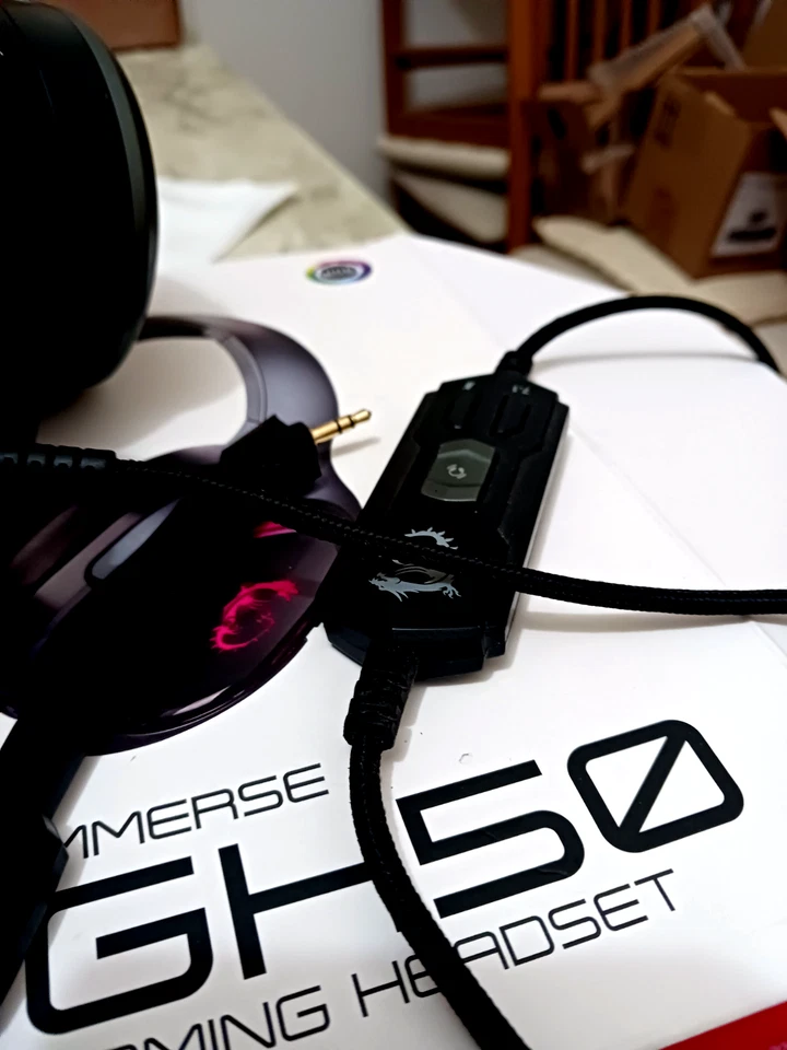 MSI Cuffie Gaming Over Ear 7.1 GH50 con Illuminazione RGB, USB Controllo volume - Immagine 4 di 4