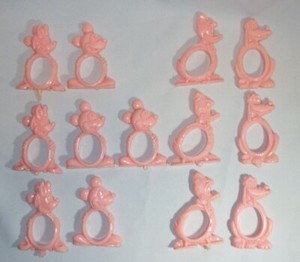 13 Vintage Plastic Disney WDP Mickey Minnie Donald Pluto Pink Napkin Ring Holder