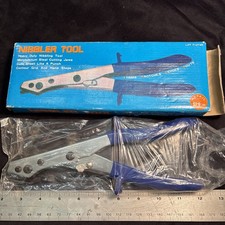 New Hand Sheet Metal Nibbler Cutter Tool Cuts Edges Notches Trims New Sealed Box