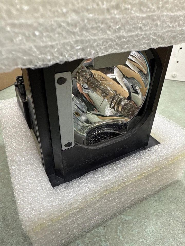 Mitsubishi 915B403001 запасная лампа высокого качества - Изображение 2 из 4