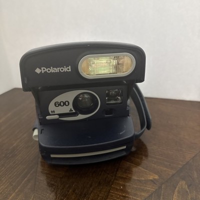 Vintage Blue Polaroid 600 Instant Film Camera Retro Photography 