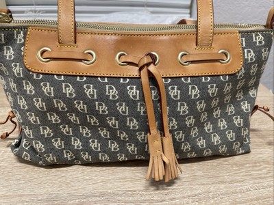 Dooney Bourke Women s Cute Shoulder Bag w/ Tassel