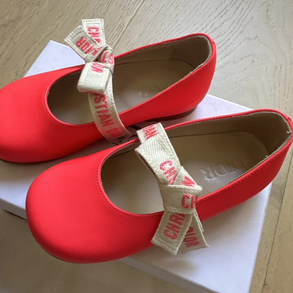 100 % Authentic DIOR Ballet Flat Shoes Pink Fluo for girls. Size EU 24/US 7.5 - Image 2 of 4