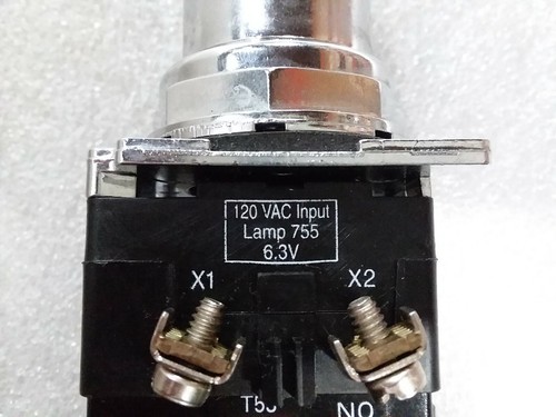 Cutler Hammer 10250T412C22-2 Illuminated Pushbutton 120V Transformer Type - Picture 3 of 6