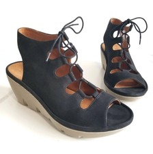 loraine ghillie wedge