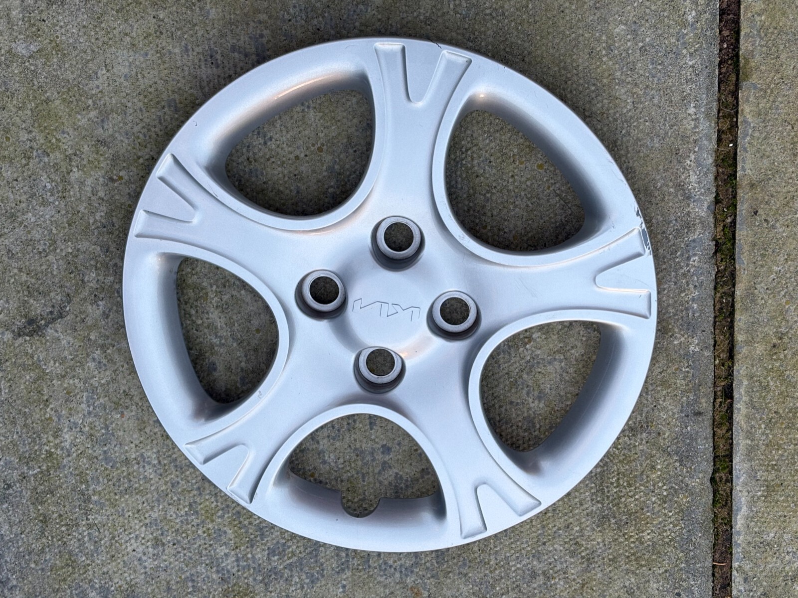 KIA PICANTO 14 Inch Wheel Trim Hub Cap Genuine Bolt On Type 52960G6150
