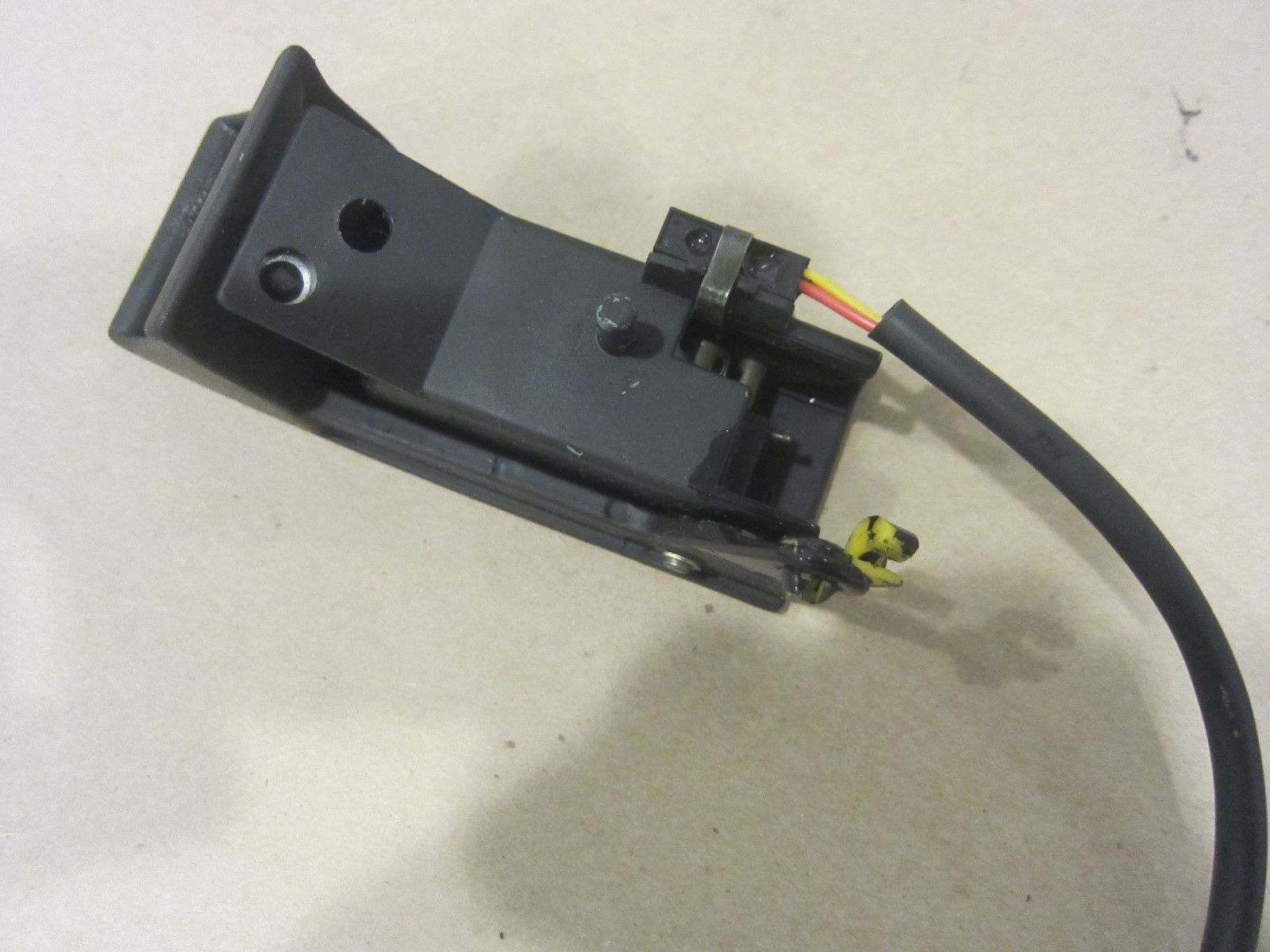 Ferrari 550 - RH Interior Door Handle Part# 66217600